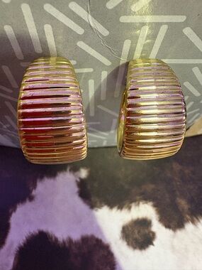Gold Ribbed Wide Hoop Earrings - Elegant Women Jewelry